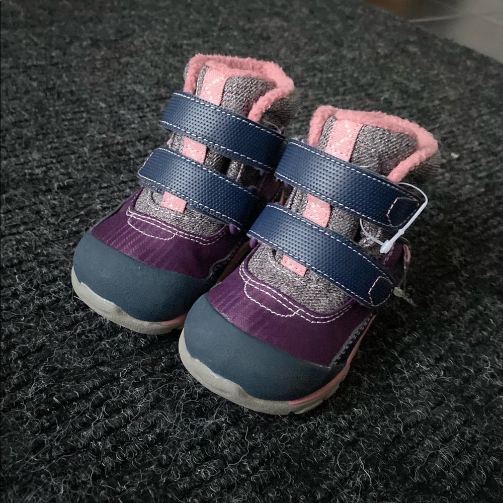 See Kai Run Toddler boots Sz7
